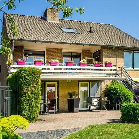 Panorama Sousberg Apartment Schin op Geul